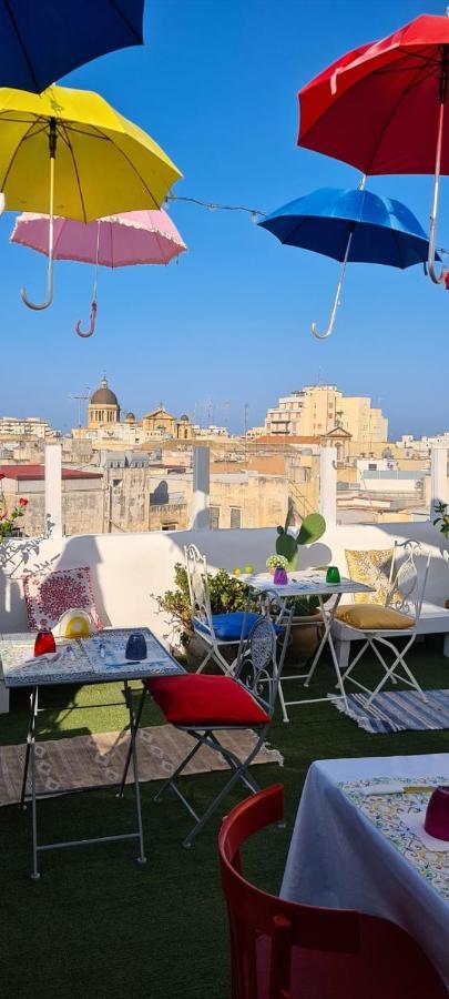 Due Passi Dal Centro Bed & Breakfast Marsala Dış mekan fotoğraf