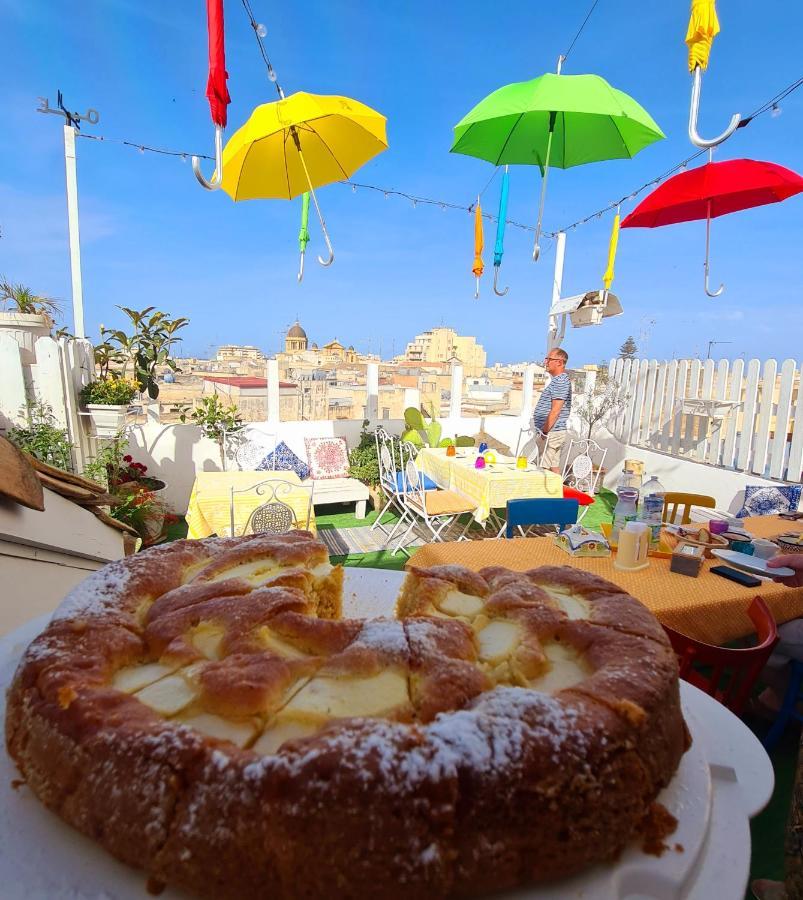 Due Passi Dal Centro Bed & Breakfast Marsala Dış mekan fotoğraf