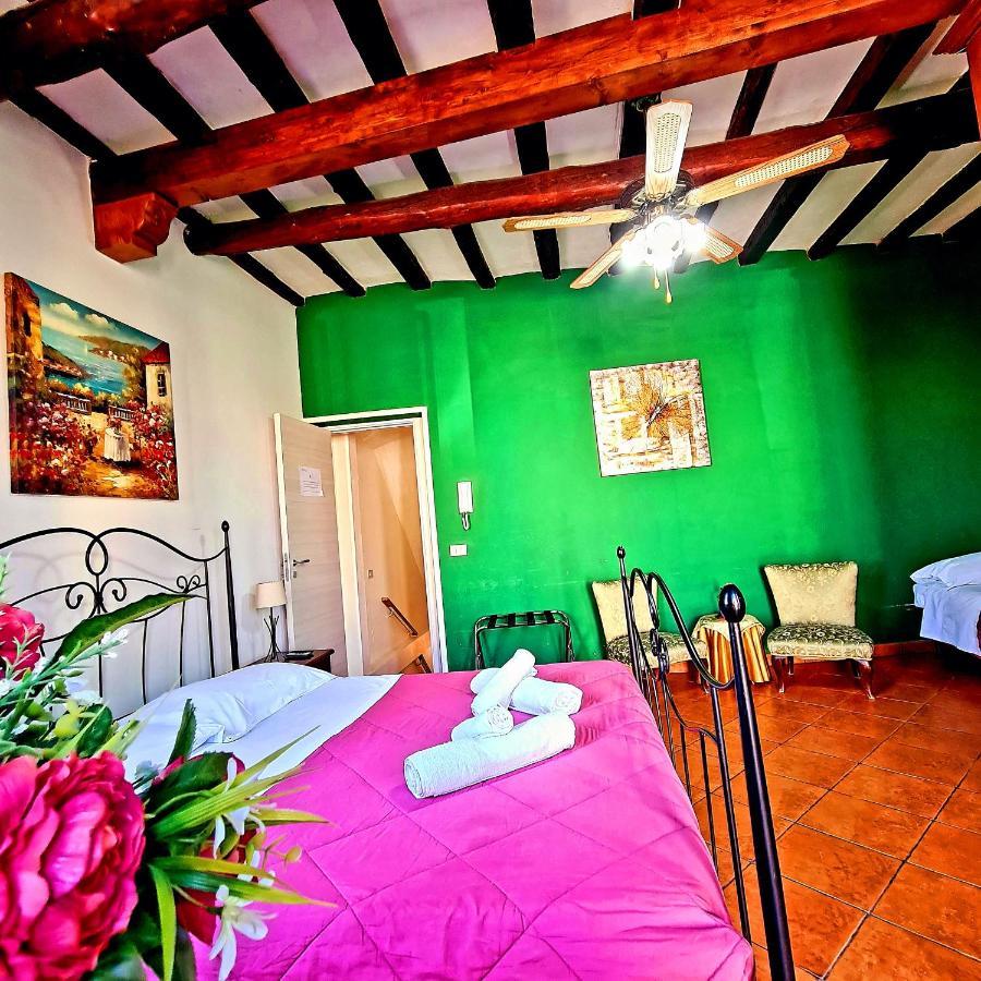 Due Passi Dal Centro Bed & Breakfast Marsala Oda fotoğraf