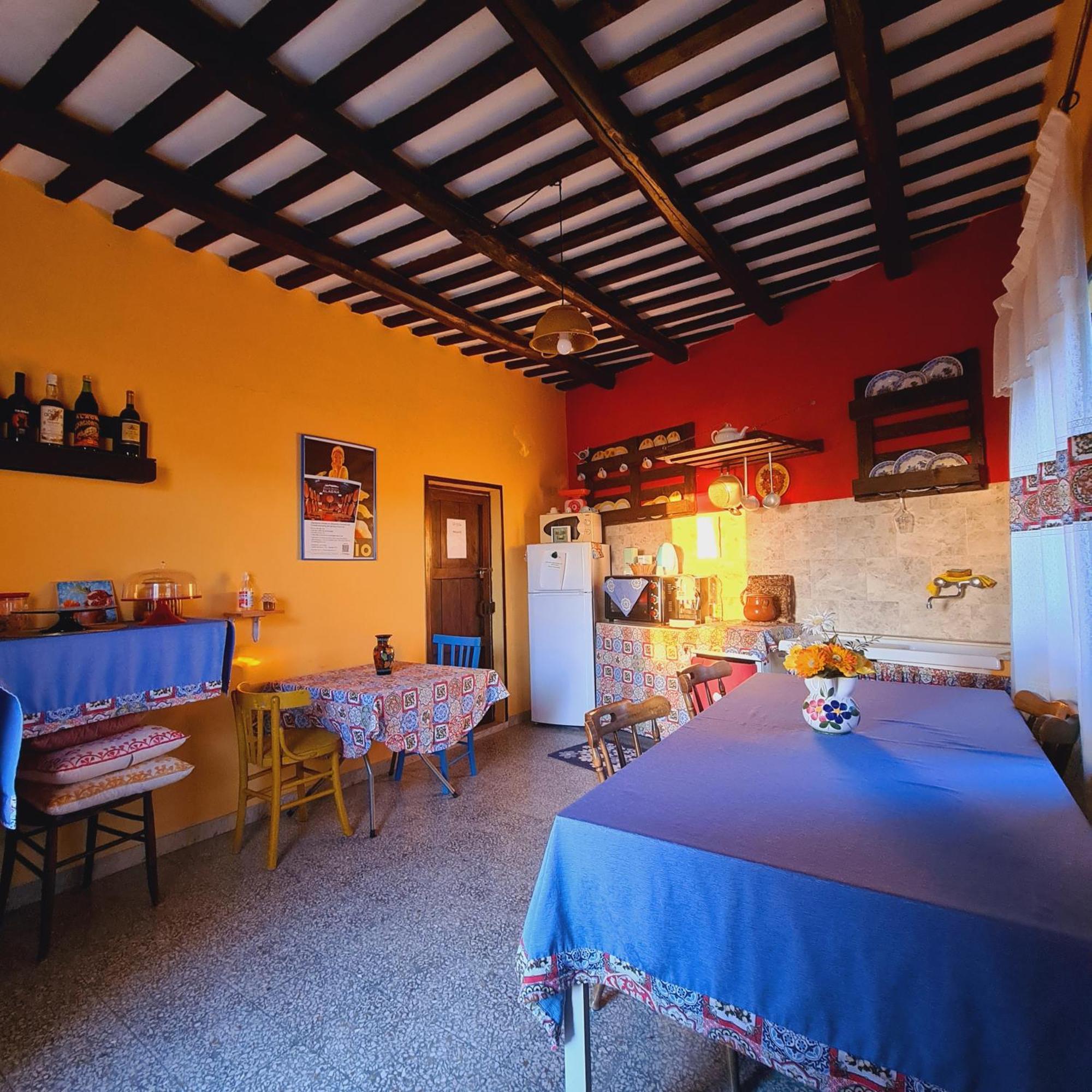 Due Passi Dal Centro Bed & Breakfast Marsala Dış mekan fotoğraf