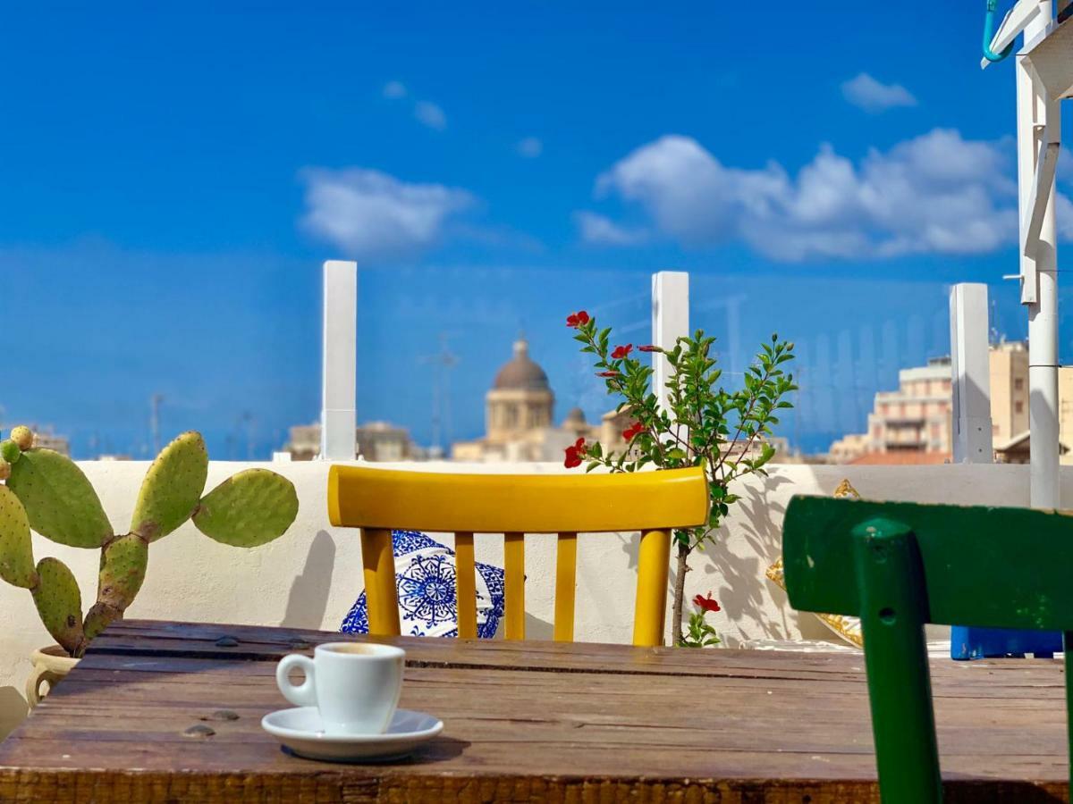 Due Passi Dal Centro Bed & Breakfast Marsala Dış mekan fotoğraf